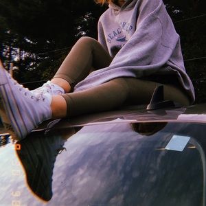 Meet your Posher, Hunter